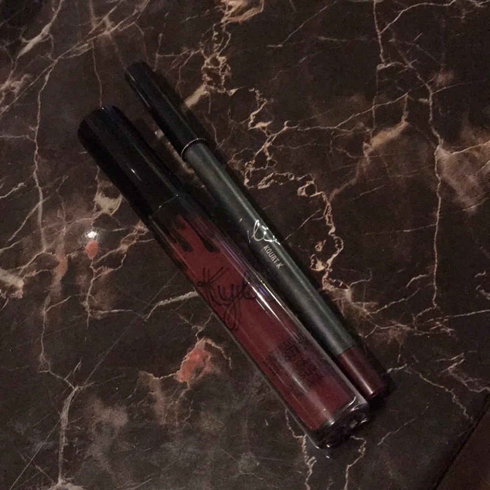 Kylie Lip Kit “Kourt K”
